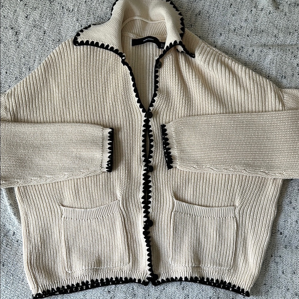 Vero Moda • Cream Cardigan with Black Stitching Size L